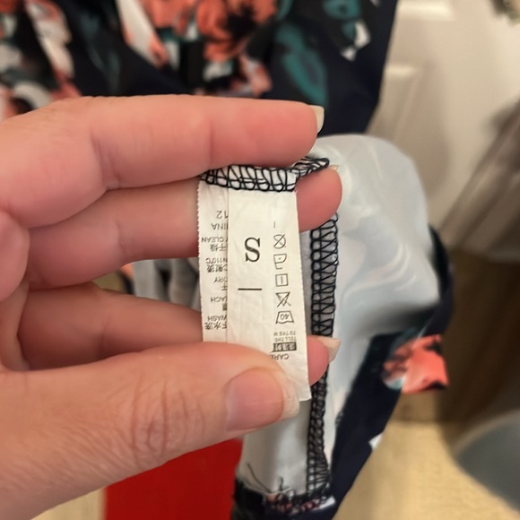 Long Floral Dress Size Small - Picture 6 of 6